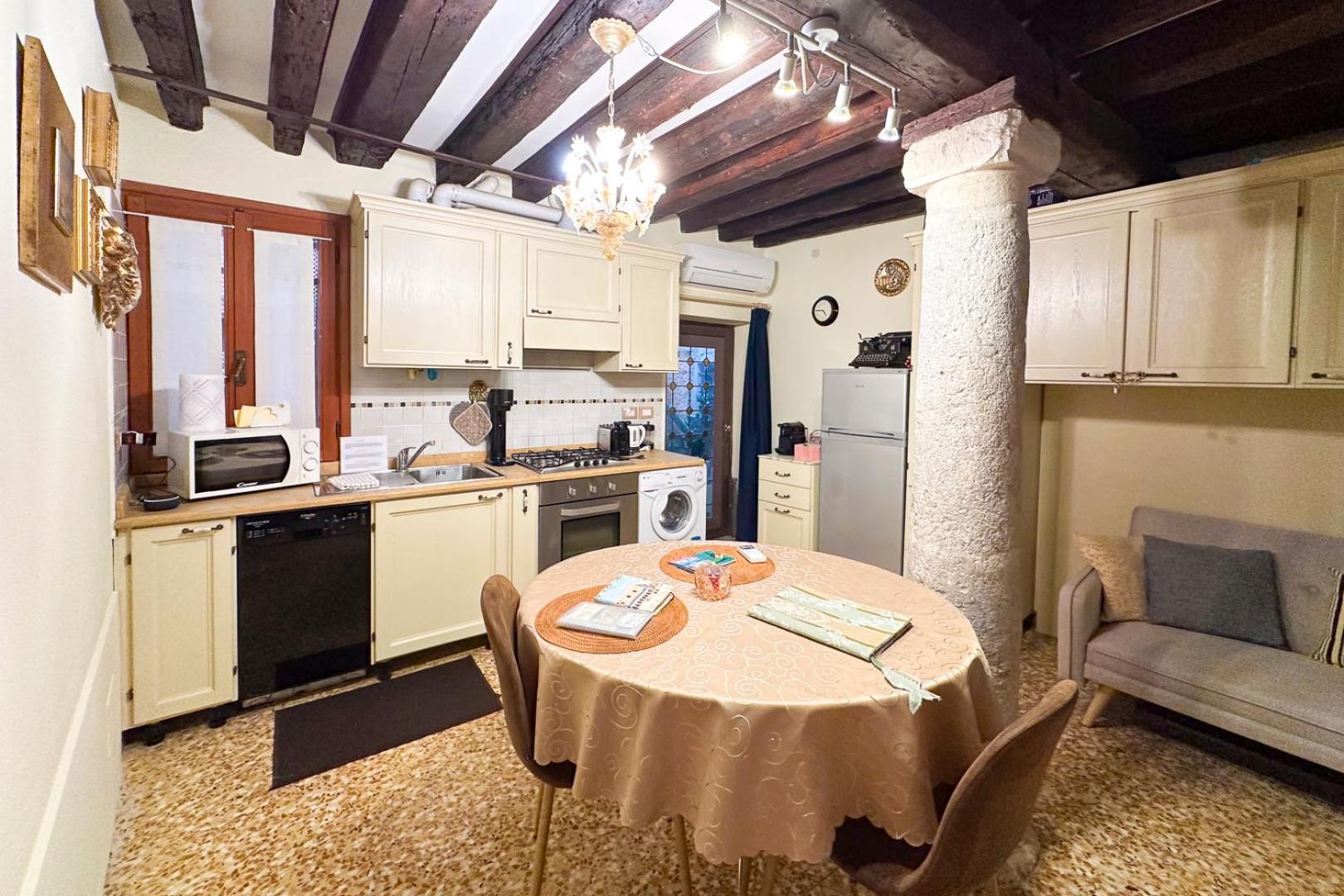Historical Flat In Cannaregio, Venezia Esterno foto