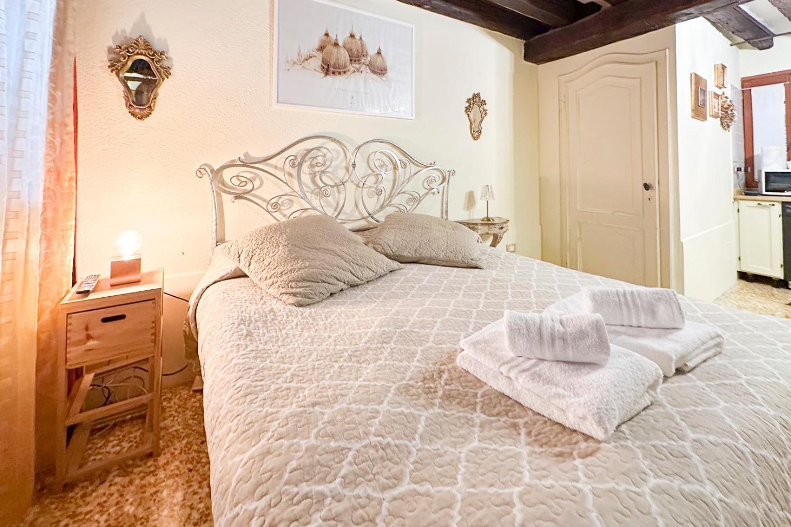 Historical Flat In Cannaregio, Venezia Esterno foto